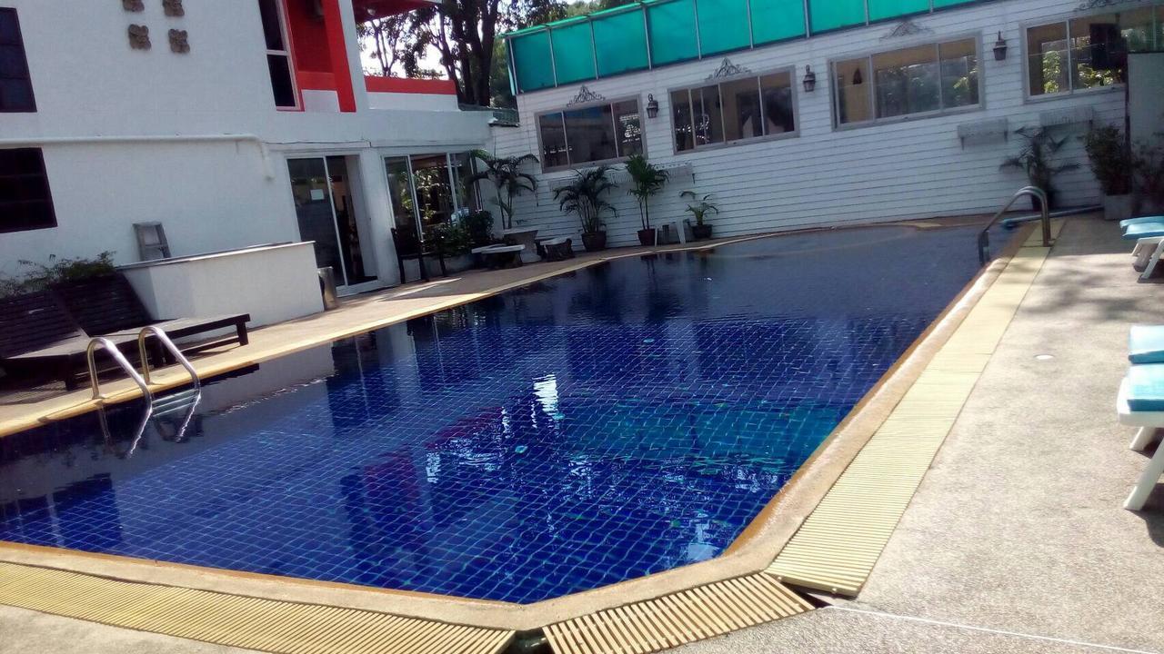 Jomtien Cozy Inn Pattaya Exteriör bild