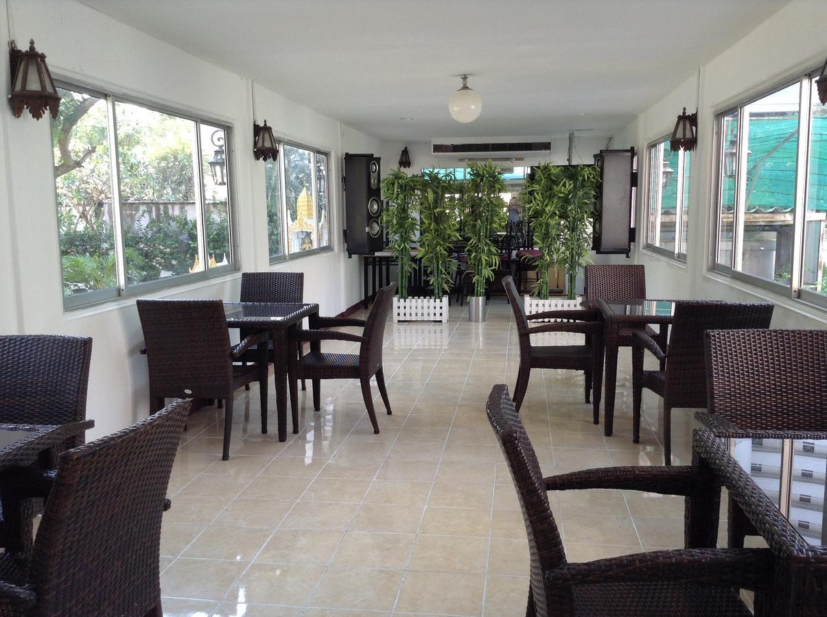 Jomtien Cozy Inn Pattaya Exteriör bild