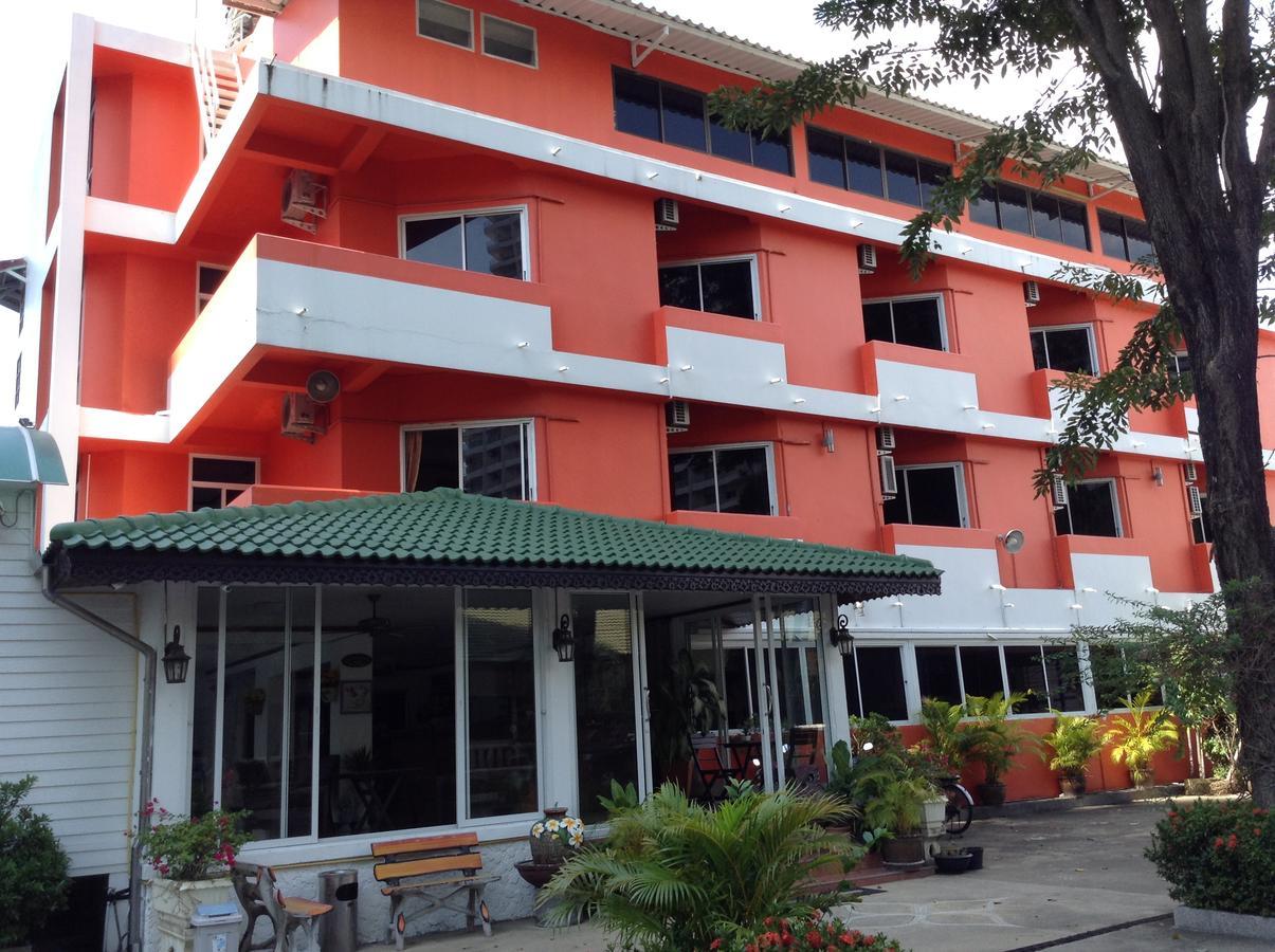 Jomtien Cozy Inn Pattaya Exteriör bild
