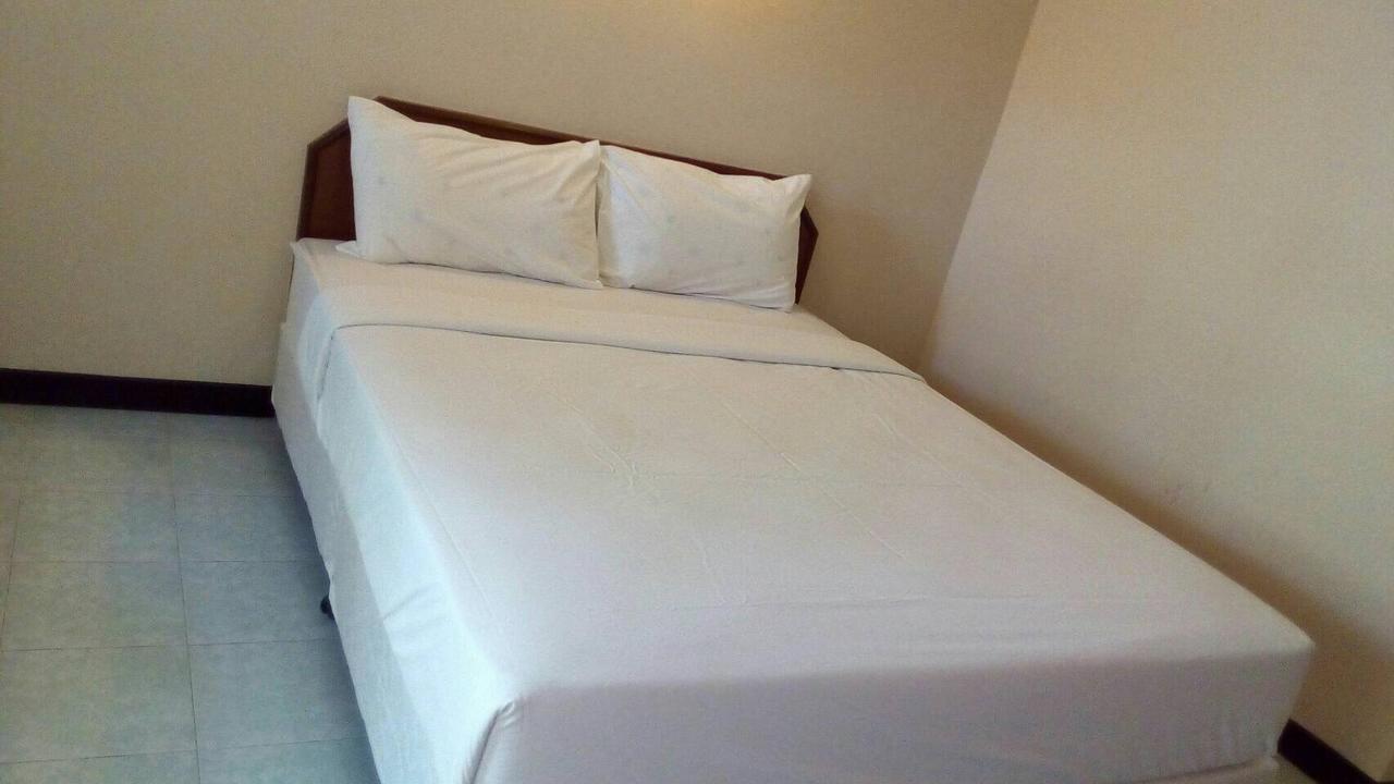 Jomtien Cozy Inn Pattaya Exteriör bild
