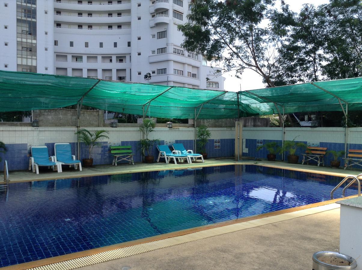 Jomtien Cozy Inn Pattaya Exteriör bild